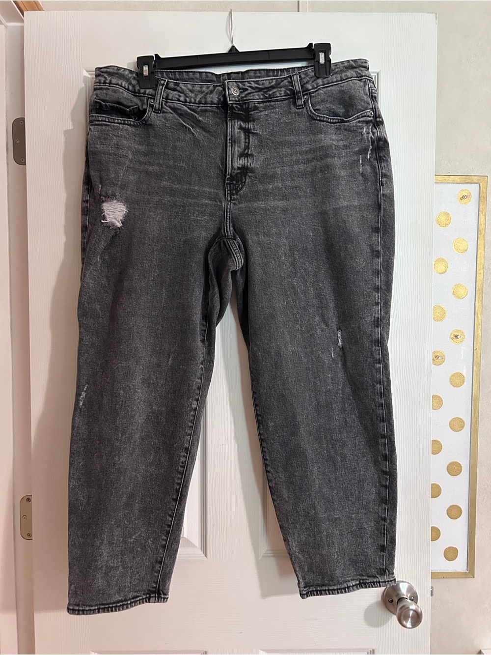 Old Navy Women's Black Washed Distressed Boyfriend Jeans